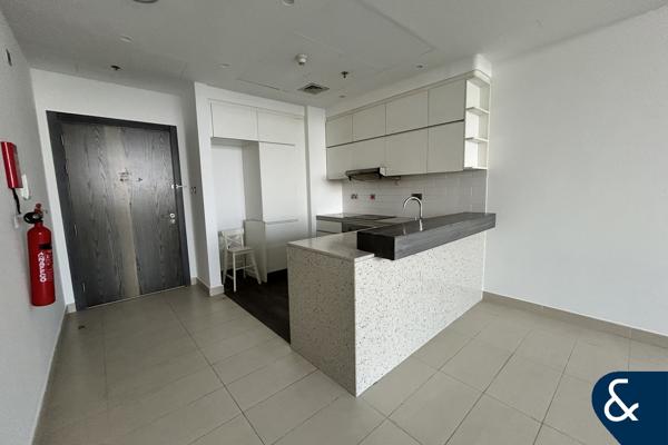 One Bed I Vacant on Transfer I 850 Sqft