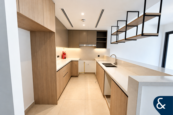 Internal | Opposite Pool & Park | 3 Bedrooms