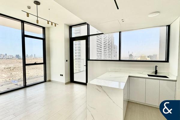 2 Bed Corner l Marina Views l Large Balcony