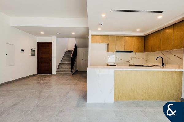 Available Now | Close to Pool | Exclusive