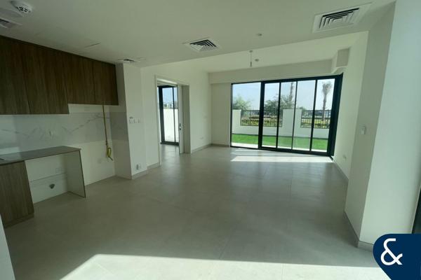 Corner Villa | Opposite Pool | Landscaped