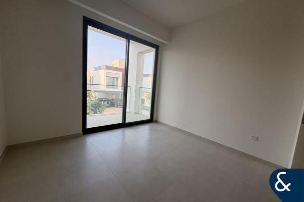 Available Now I Brand new I 4 Beds