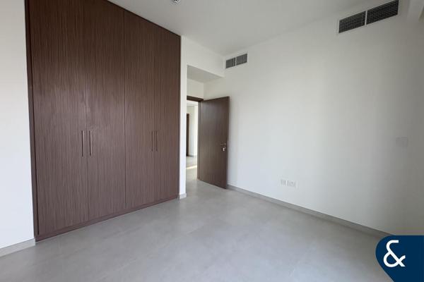 Available Now I Brand new I 4 Beds