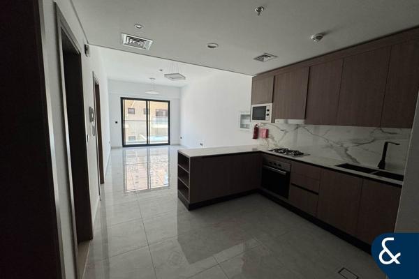 1 Bed + Study | Unfurnished | Vacant