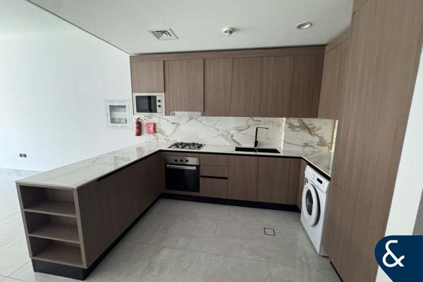 1 Bed + Study | Unfurnished | Vacant