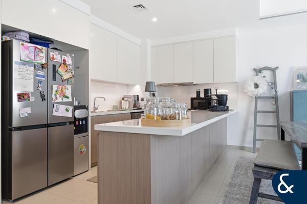 Corner Plot | 4 Bedroom | Well Maintained