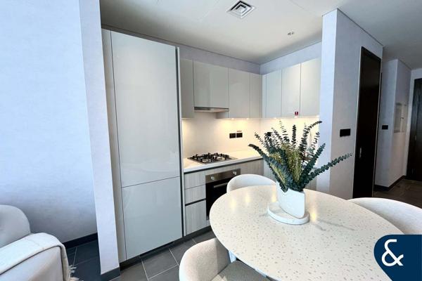 Luxury 1 Bedroom | Furnished | Spacious