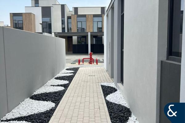 Fully Landscaped | 4 Beds + Maids | Upgraded