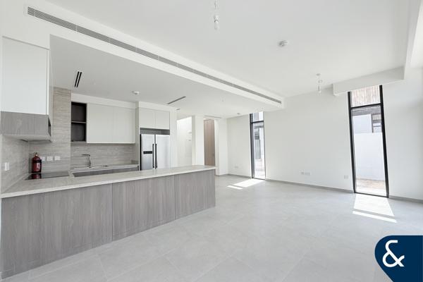 Fully Landscaped | 4 Beds + Maids | Upgraded