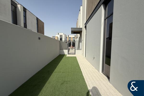 Fully Landscaped | 4 Beds + Maids | Upgraded