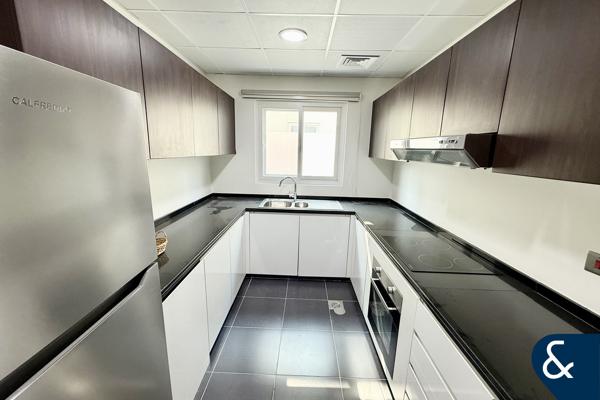 Spacious Bedrooms I Vacant I Great Location