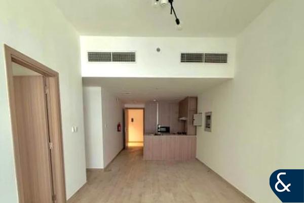 Brand New 1BR | Pool View | Vacant