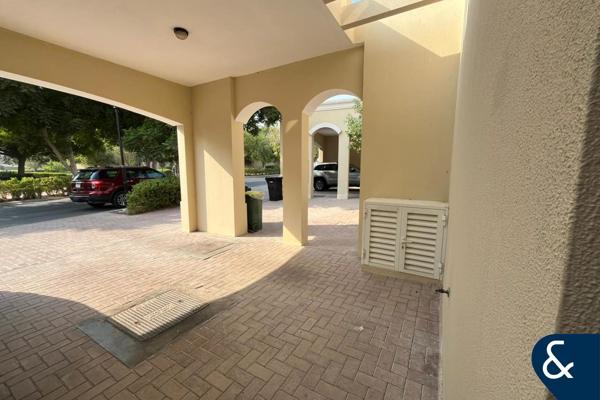 Landscaped | Vacant | Well-maintained