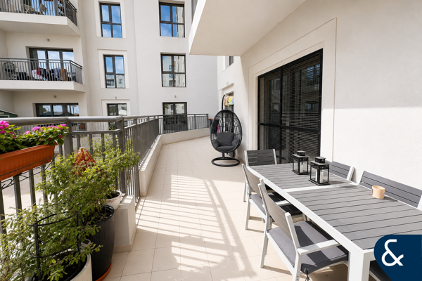 Large Terrace | VOT | Direct Pool Access