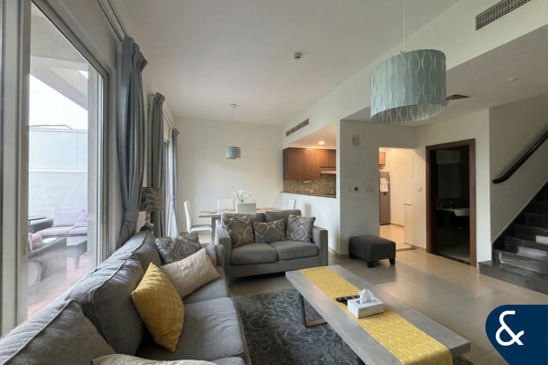 Single Row | Available Mid April | Furnished