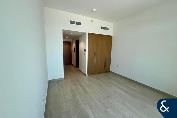 New build | Tenanted | Pool View | Studio