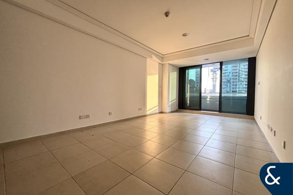 Studio | Vacant On Transfer | Close To Metro