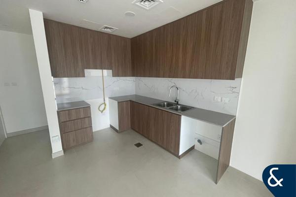 Green Belt | Upgraded | Open Plan Living