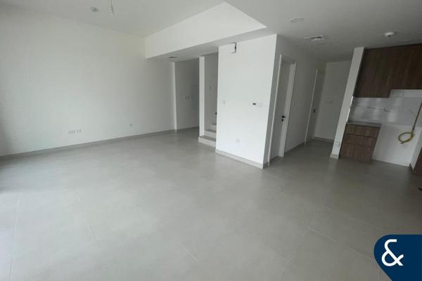 Green Belt | Upgraded | Open Plan Living