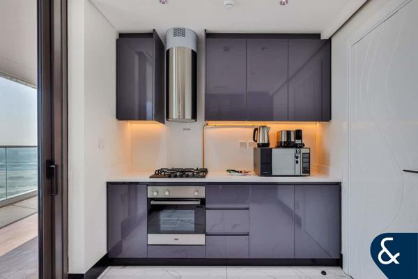 High Floor | Luxury 1 Bed | Large Layout