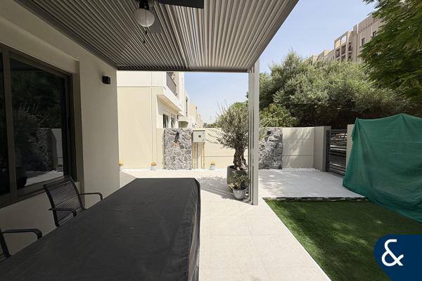 Beautifully Landscaped | VOT | Furnished