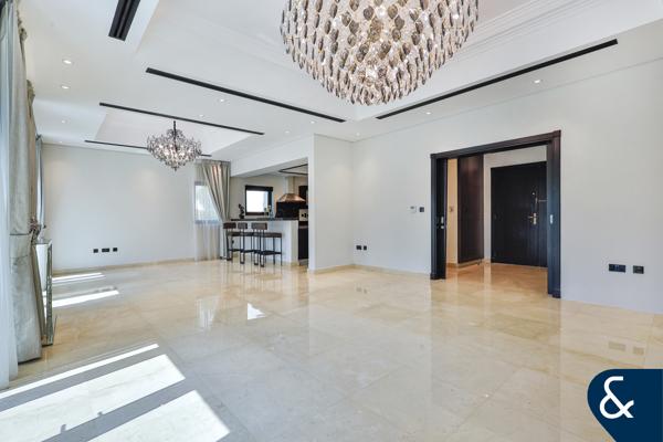4 Bed+ Maids | Vastu | Upgraded | Vacant