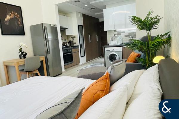 Upgraded Studio | Furnished | Near Metro