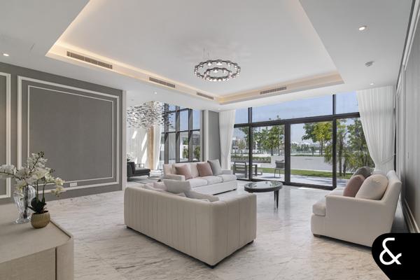 Lagoon Backing | Burj Khalifa View | Renovated