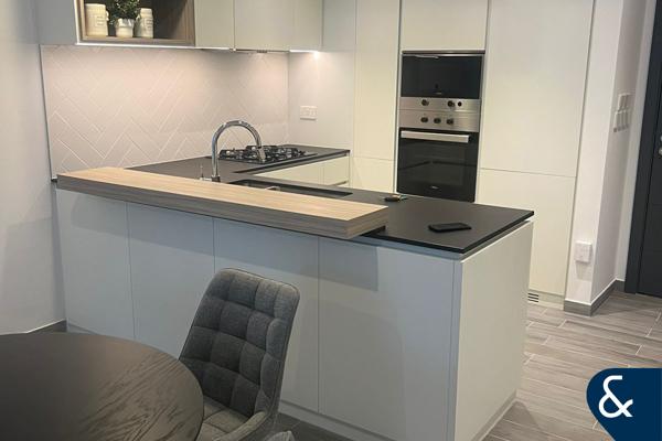 ELLINGTON | 1 BEDROOM | PRICED TO SELL