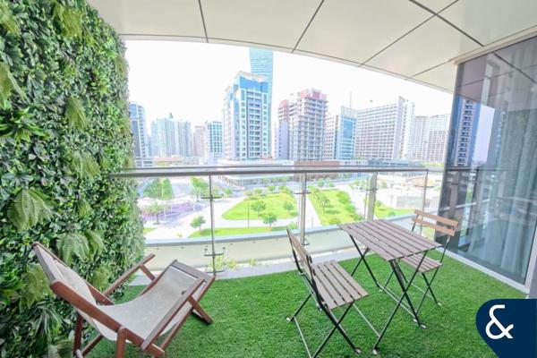 2 Bedroom | Upgraded | Furnished | Spacious