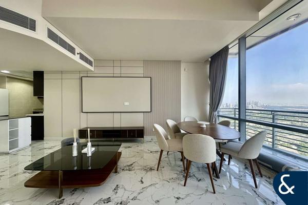 Duplex | Large Layout | High Floor