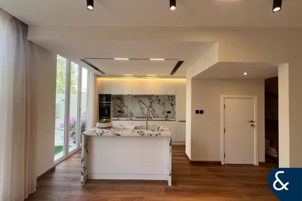 Springs 6 | Huge Plot | Turn Key