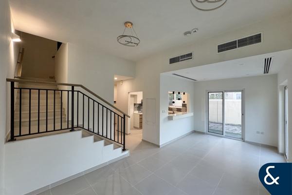 Upgraded Carport | Single Row | Close to Pool