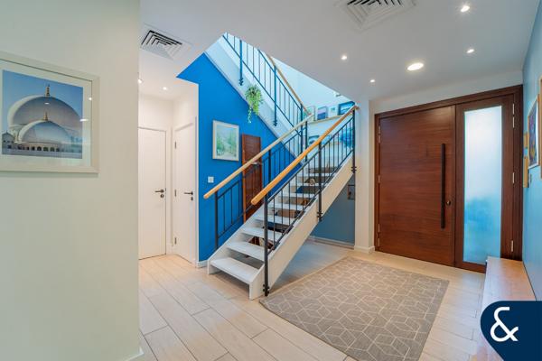 Exclusive | 3 Beds | Corner Plot