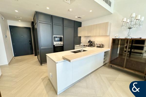 Exclusive | Modern Finish | Large Layout