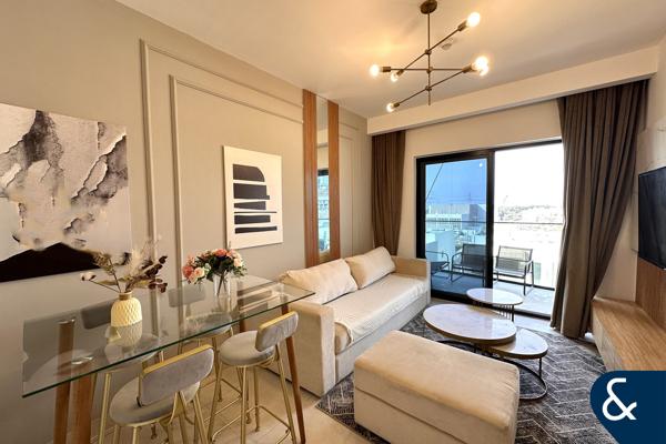 Vacant Now | Upgraded | Fully Furnished