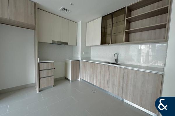 Brand New | Spacious | Close to the Park