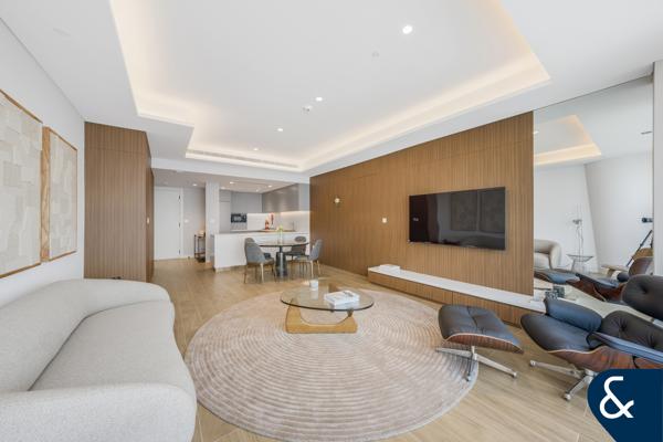 Furnished | Vacant | Marina & Island Views