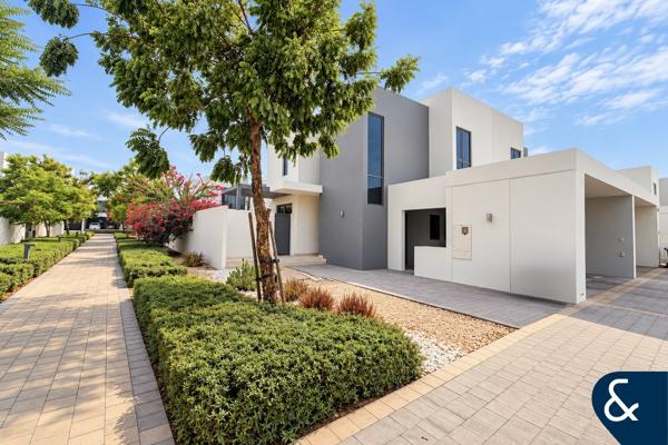 True Corner | Large Plot | Close To Park