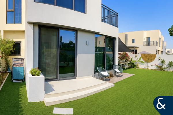 True Corner | Large Plot | Close To Park