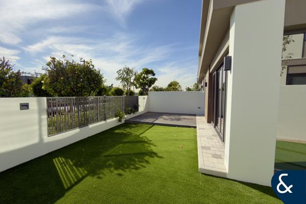 Upgraded | Extended | Single Row | Vacant