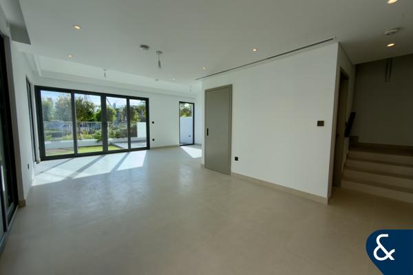 Upgraded | Extended | Single Row | Vacant