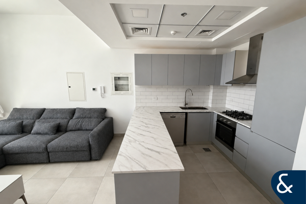 Spacious 2 Bed | Large Balcony | Vacant