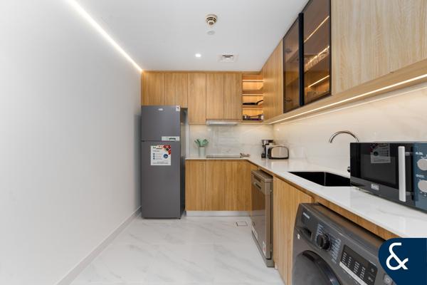 Marina View | One Bed | Vacant | Upgraded