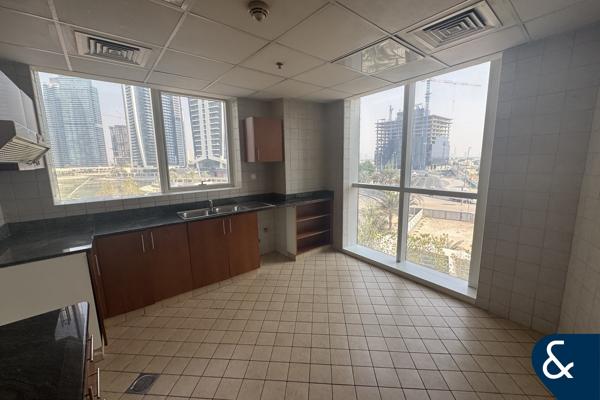 2 bedroom | Storage | Large Layout