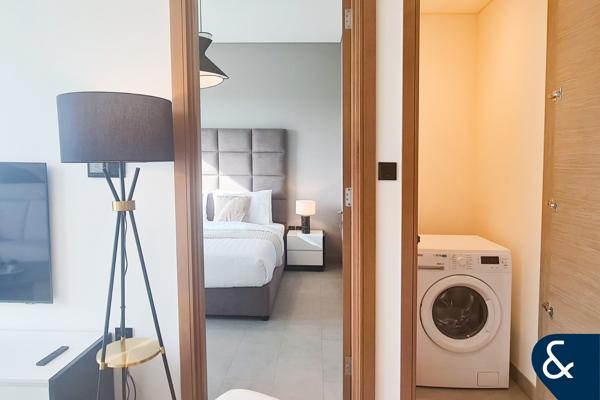 Furnished | 1 Bedroom | 1 Bath | Open Plan