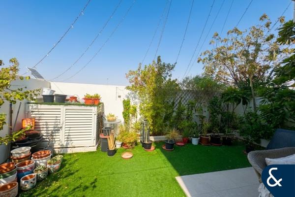 Vastu Corner Unit | Single Row | Negotiable