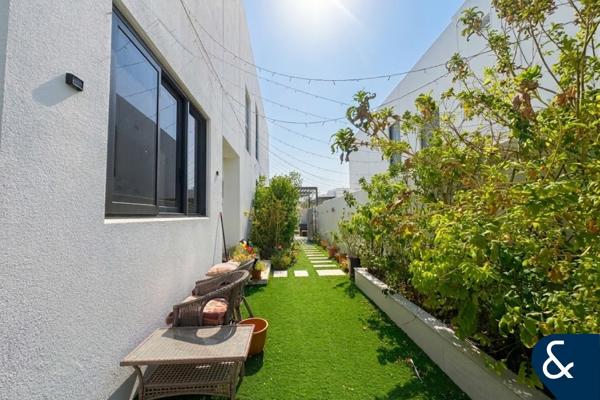 Vastu Corner Unit | Single Row | Negotiable