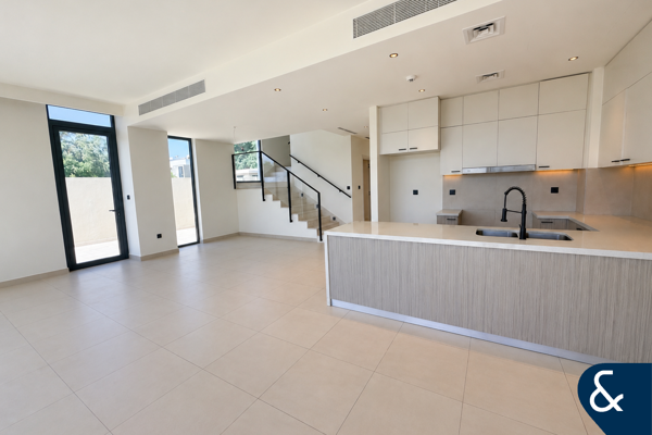 Green Belt | Corner Unit | Golf Grove