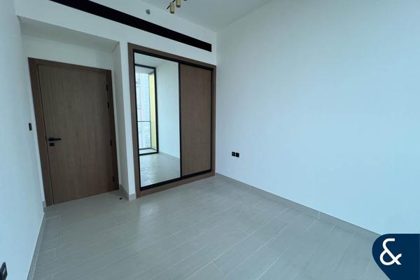 1 Bedroom | Upgraded | Unfurrnished | Vacant